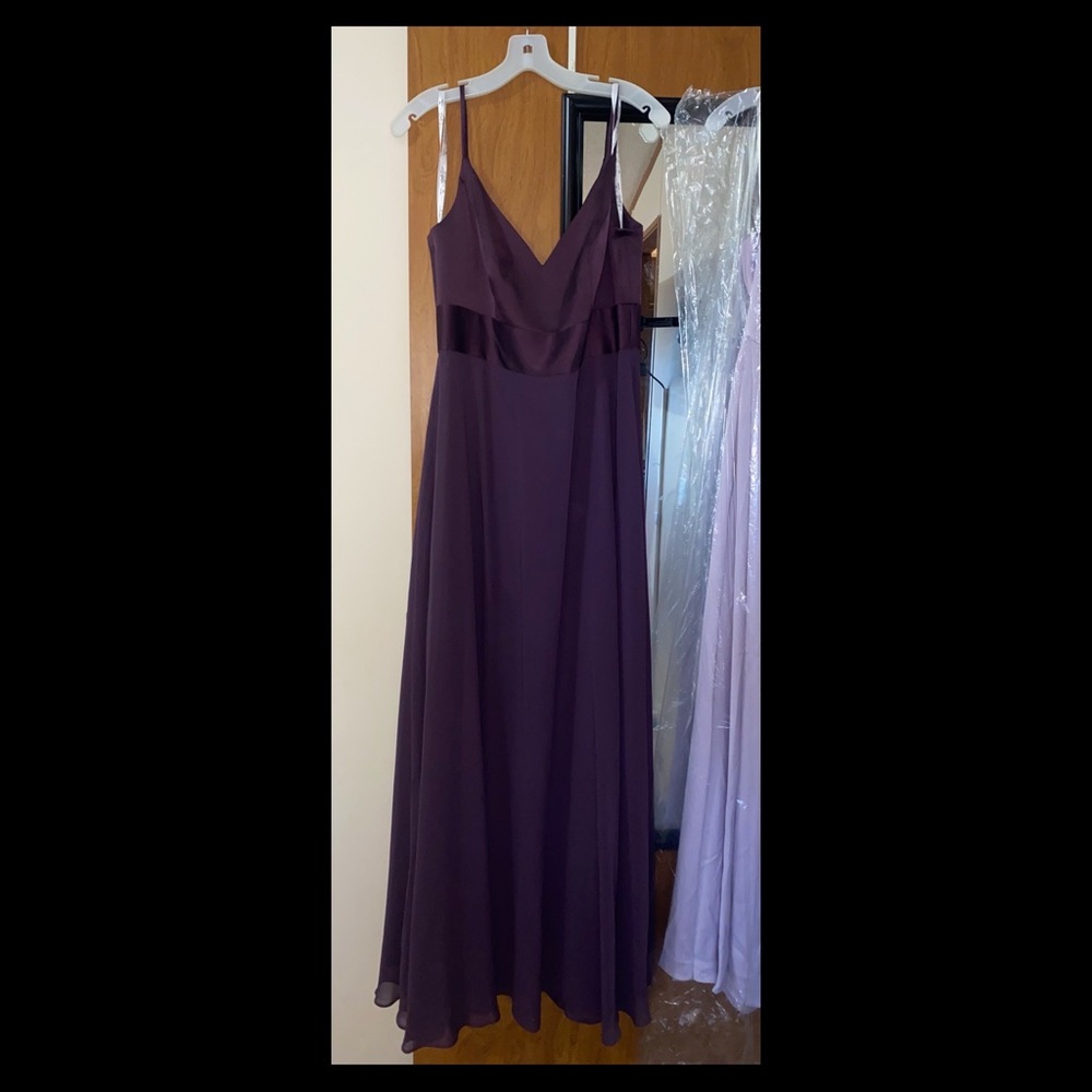 DAVIDS BRIDAL CELEBRATE DB STUDIO BRIDESMAID GOWN